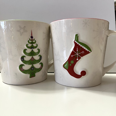 Two Starbucks 2006 Holiday Coffee Mugs Christmas Tree Stockings 17 oz Snowflakes