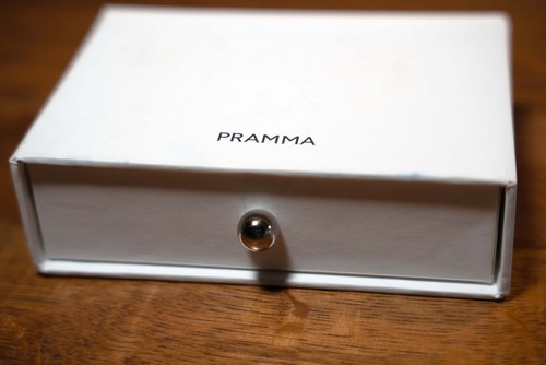 Designer Pramma No 8 Clutch bag - mint condition with box never used - Picture 4 of 15