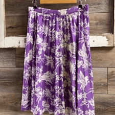 Lavender Pleated Full Womens Skirt Midi Floral Lavender White Size Small Vintage