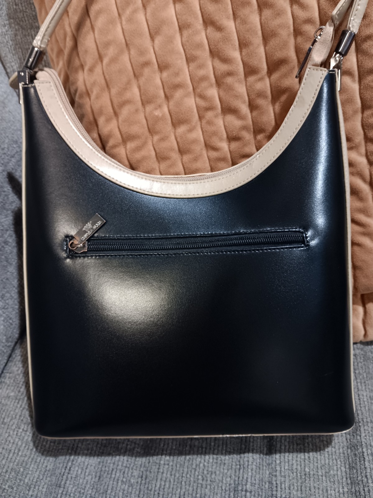 Vintage Daniela Moda Leather Structured Handbag, … - image 3