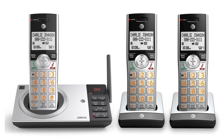 AT&T 3 handset cordless answering system with smart call blocker