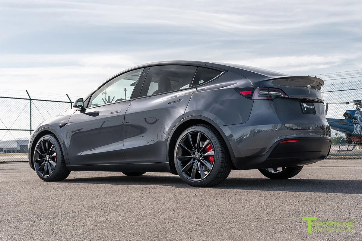 Tesla Model Y TST 20