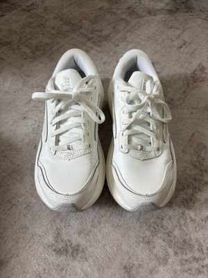 Size 6.5 - Brooks Ghost Max White W