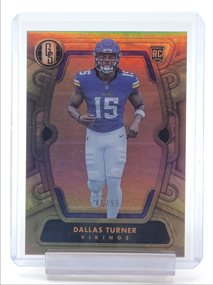 DALLAS TURNER 2024 GOLD STANDARD ROOKIE FOOTBALL VIKINGS RC /99 Q3861