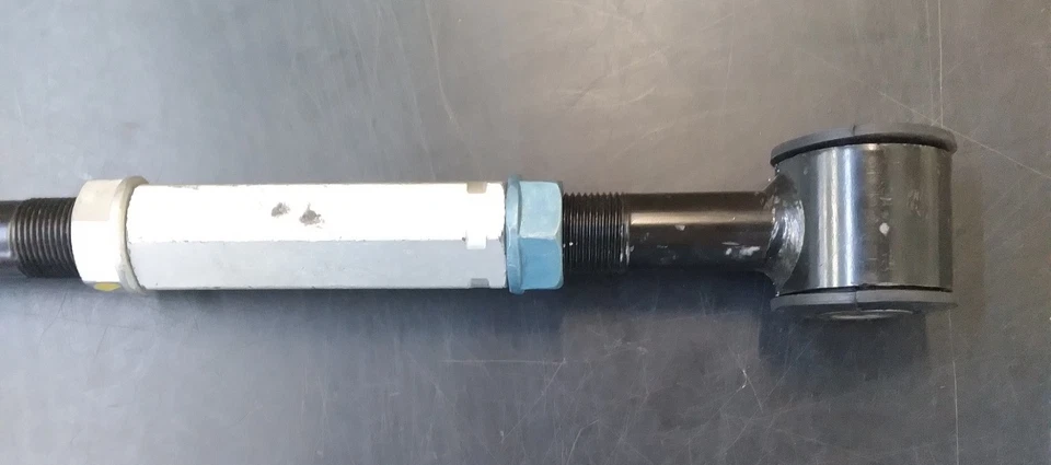 Genuine GM 97-03 Pontiac Grand Prix Rod Assembly Rear Wheel Spindle 10329694 NOS - Image 2 of 4