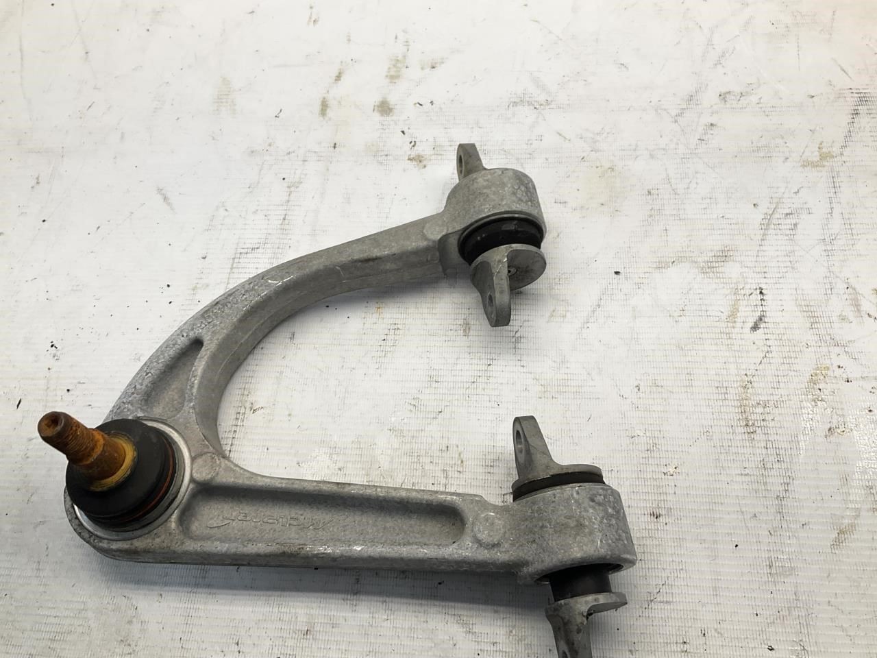 McLaren 650S 2015-2017 Front Right Upper Control arm