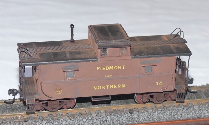 Atlas HO Caboose Custom Painted, Weathered Piedmont & Northern