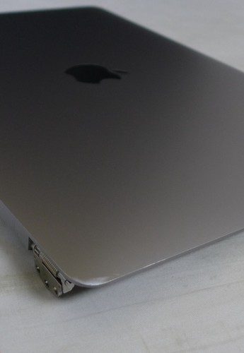 Apple Macbook Pro 13 A2338 LCD Screen Assembly (Space Gray)- Crack on Screen - Picture 8 of 8