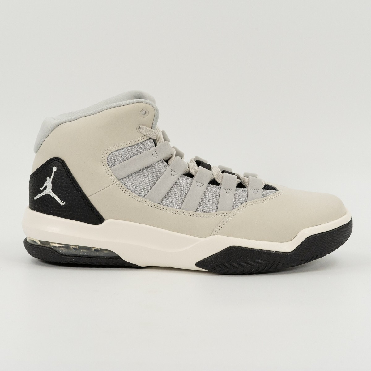 Jordans Max Aura Revivals Mens Size‎ 8.5 No Box Nike Air Jordan Max Aura Basketball Black White Sneakers  main image 3