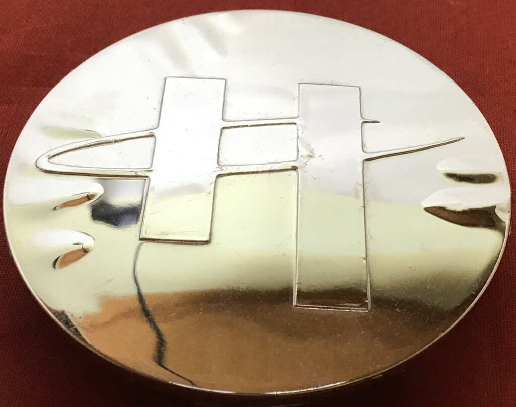 ONE NEW HELO CHROME CENTERCAP 2031641/2031612 11464