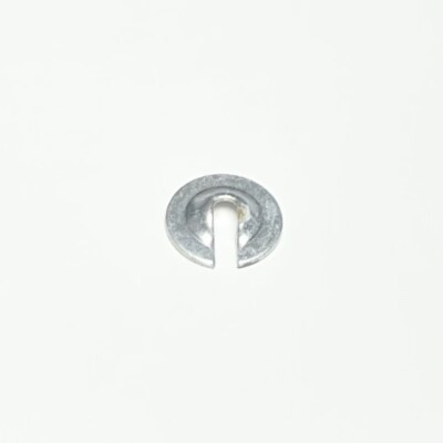 New Genuine OMC Lawnboy Lawn Boy Lawn-Boy Retainer #611213