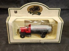 Lledo Zerolene 1911 Chain Drive Tank-Truck Chevron Standard Oil Die-Cast Car