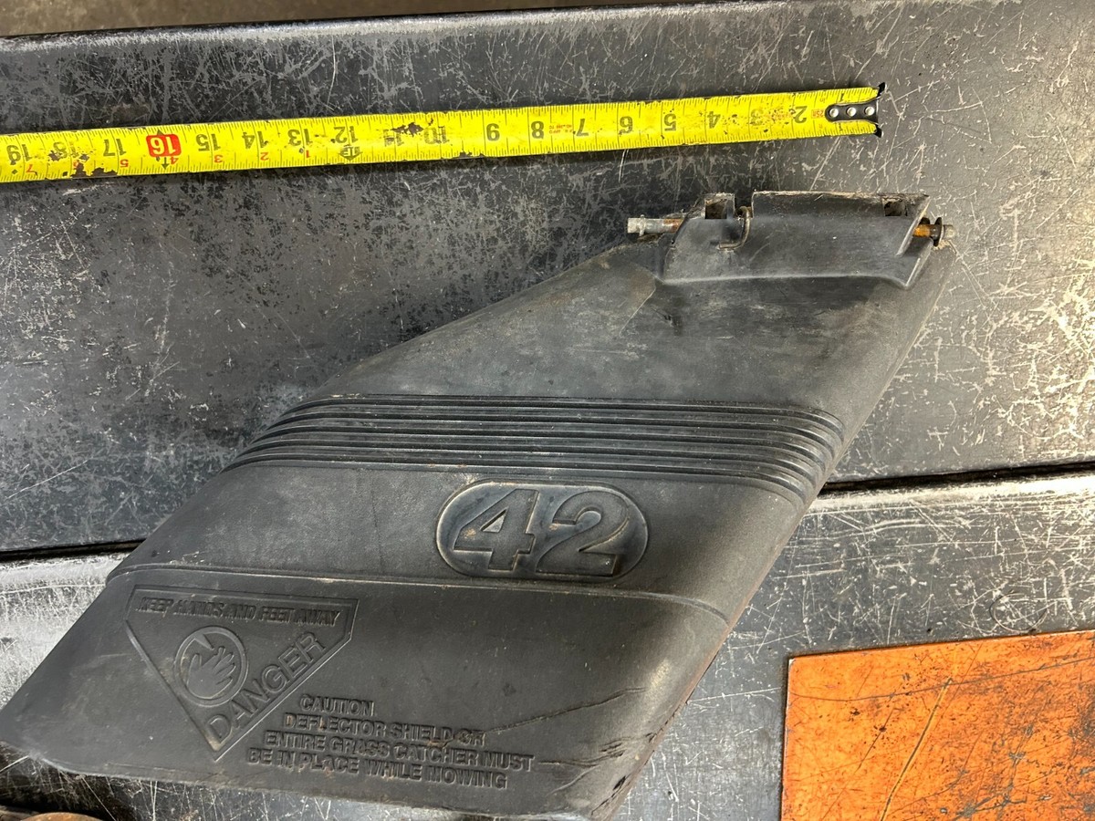 Craftsman LT 3000 917.276813 deck chute #532130968 | eBay