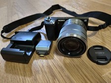 Sony NEX-5N Mirrorless Camera 18-55mm f3.5-5.6 Tested with Accessories
