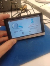 Garmin Nuvi 2557LMT 5" GPS Navigation with Lifetime Map Traffic US Canada Mexico