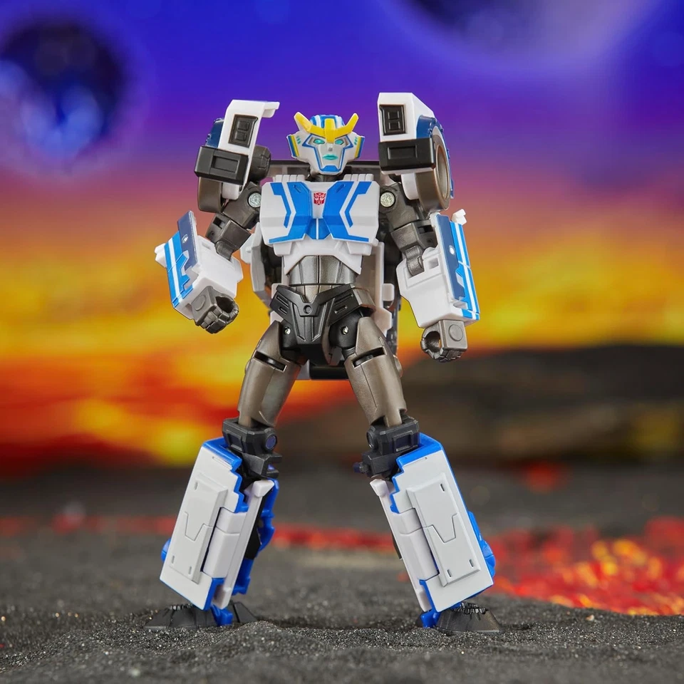 Transformers TRA GEN Legacy EV Deluxe Strong ARM - Image 2 of 4