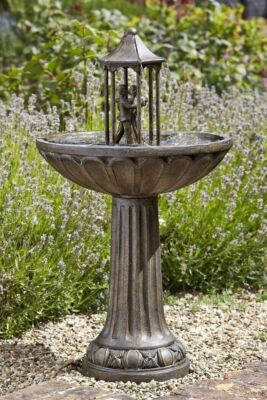 Tanzpaar Wasserfunktion Bronzeeffekt Brunnen Garten freistehend P