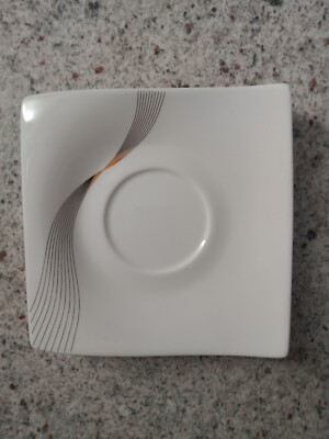 Maxwell & Williams. Frequency. Small Square Plate. (14.5cm). Made In China.