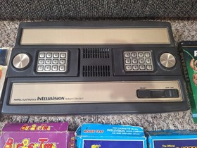 Mattel Intellivision Console Bundle With TOP Games 100% TESTED WORKING EX Shape
