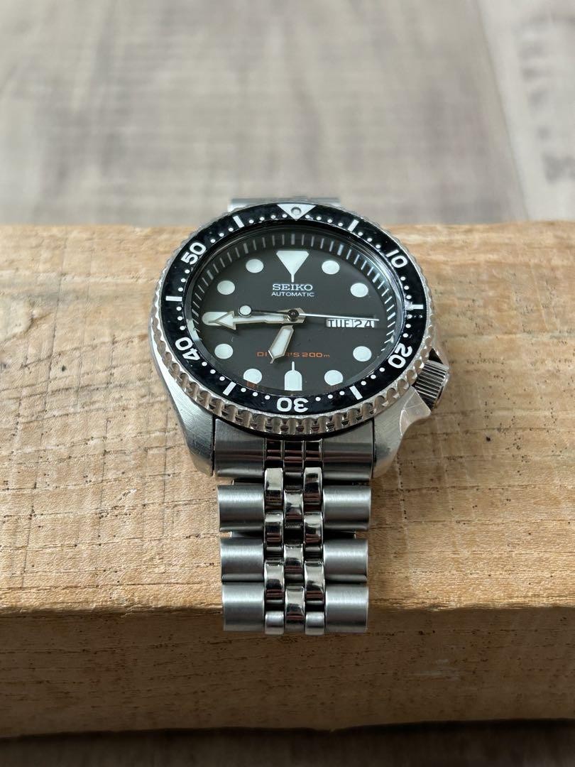 【SEIKO】SKX007 7S26-0020 ブレス無し Seiko SKX007 7S26 0020 Diver 200m Auto Watch Black Dial