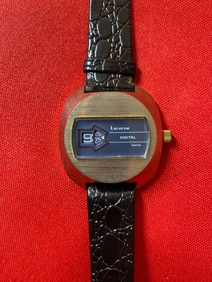 70er Jahre seltene Luzern Digital Swiss Jump Hour mechanische/digitale Uhr