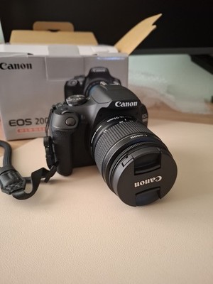 Canon EOS 2000D 24.1MP DSLR-Kamera, Schwarz