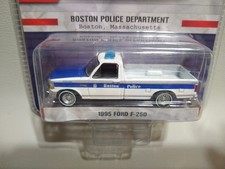 1995 Ford F-250 Boston Police 1:64 Diecast Truck Hot Pursuit R.T. Greenlight