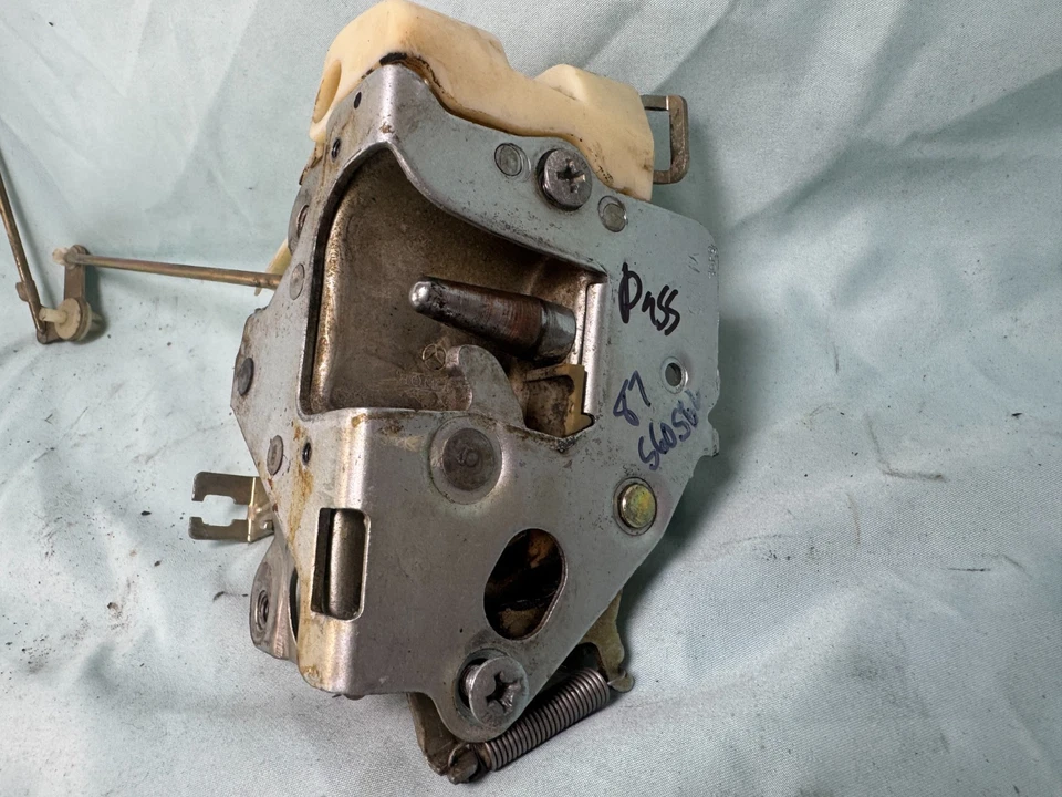 Pestillo puerta derecha pasajero 86-91 mercedes-benz c126 380sec 500sec 560sec Foto 4 de 4