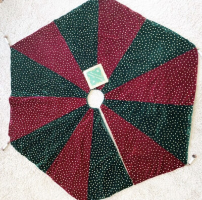 Yuletide Treasures Christmas Tree Skirt Velour Tassels Burgundy Green Gold 2003