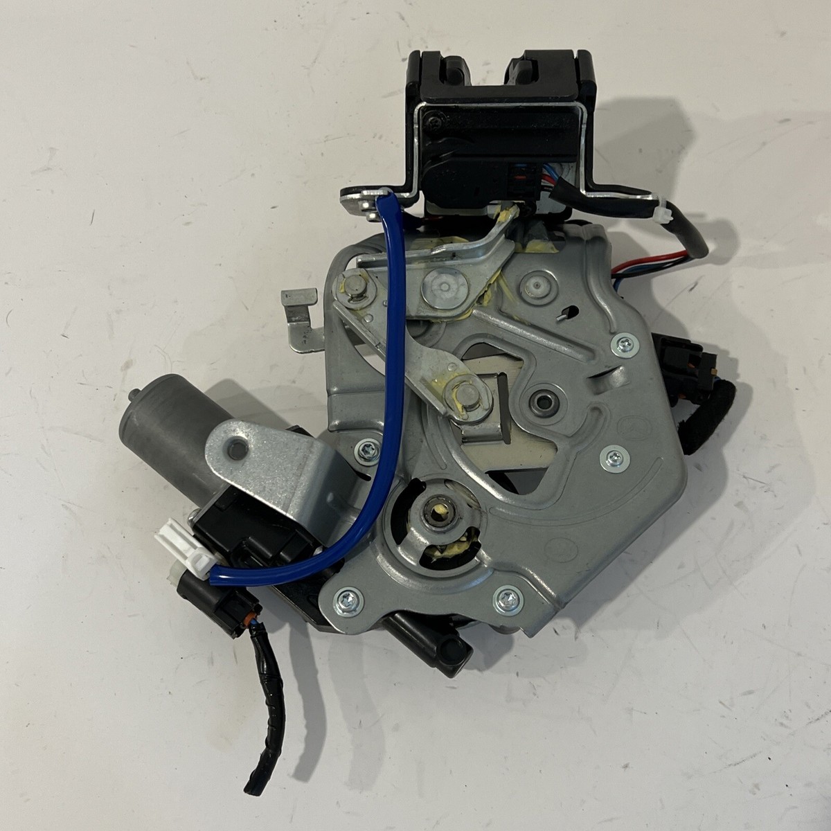 2017 MAZDA CX-9 REAR POWER LIFTGATE LATCH LOCK ACTUATOR 830100