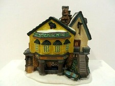 CHARLES DICKENS' HERITAGE - THE GRAPES INN ORNAMENT