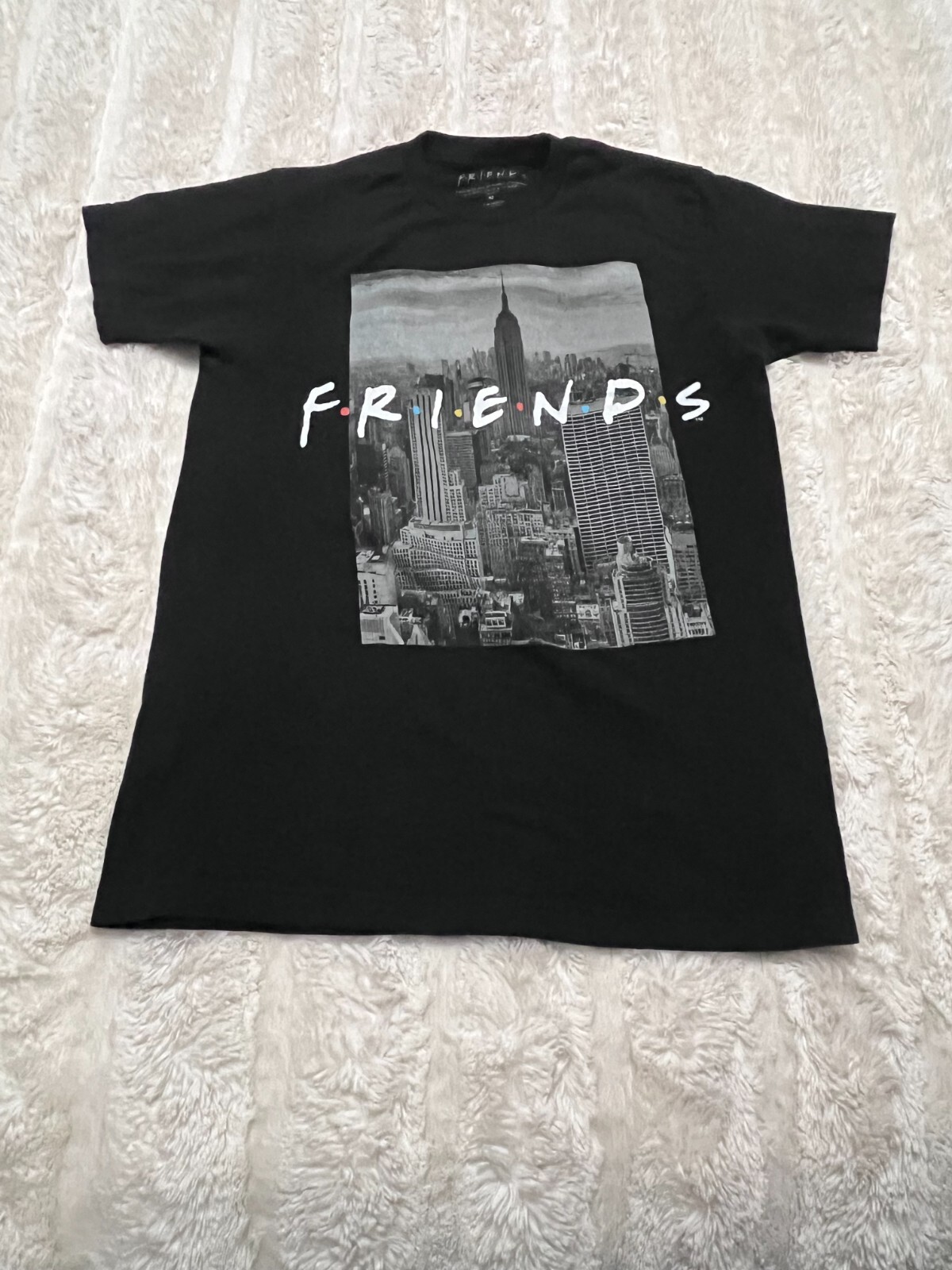 Friends Tv Show T-shirt Size Small