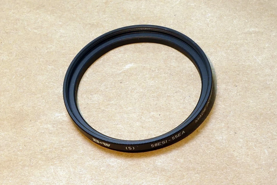 Anillo adaptador paso a paso B + W (5) lente de 55 mm a roscas de filtro de 58 mm B + W 58ESI-55EA Foto 2 de 4