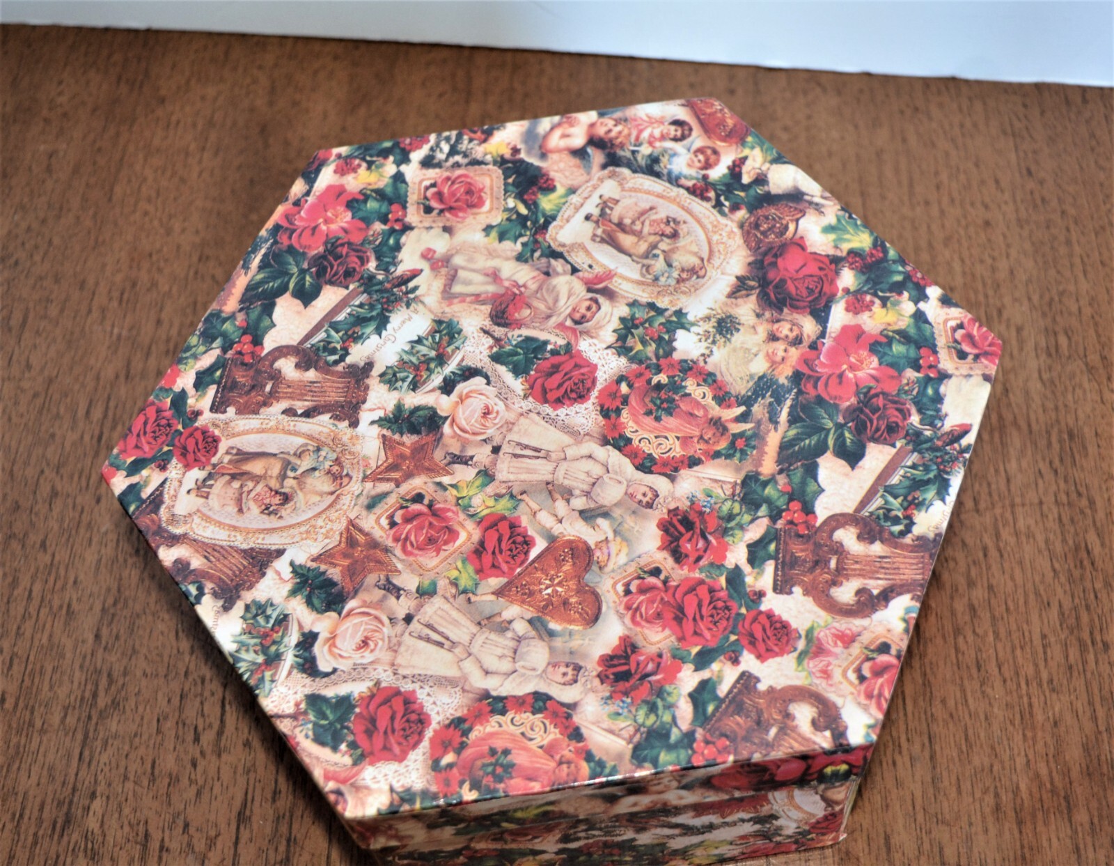 VTG Stackable Storage Hat Box (3) Hexagon Victori… - image 8