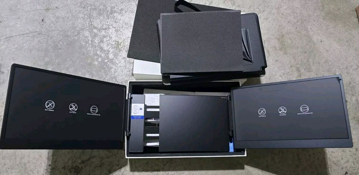 Open Box - Laptomo S3 Laptop Screen Extender, 14'' Triple Open Box - Laptomo S3 Laptop Screen Extender, 14'' Triple