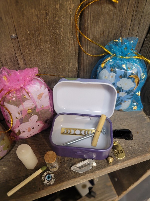 Mini Altar Set, Travel Witch Kit, Tiny Mystery, Witchcraft, Tools, Ritual, Spell