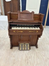 1890's Chicago Cottage Organ Company Pump Organ