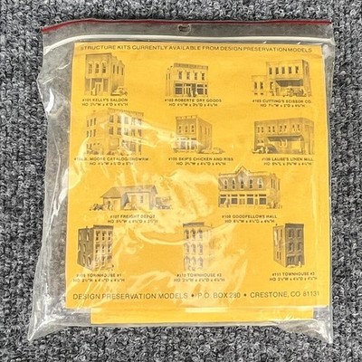 Vintage Design Preservation Models Robert's Dry Goods HO Store Kit 102 Beige