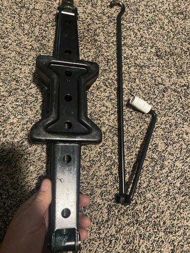 BMW OEM EMERGENCY VEHICLE JACK E53 E70 F15 F85 X5 E71 E72 F16 F86 X6 X5M X6M - Picture 5 of 6