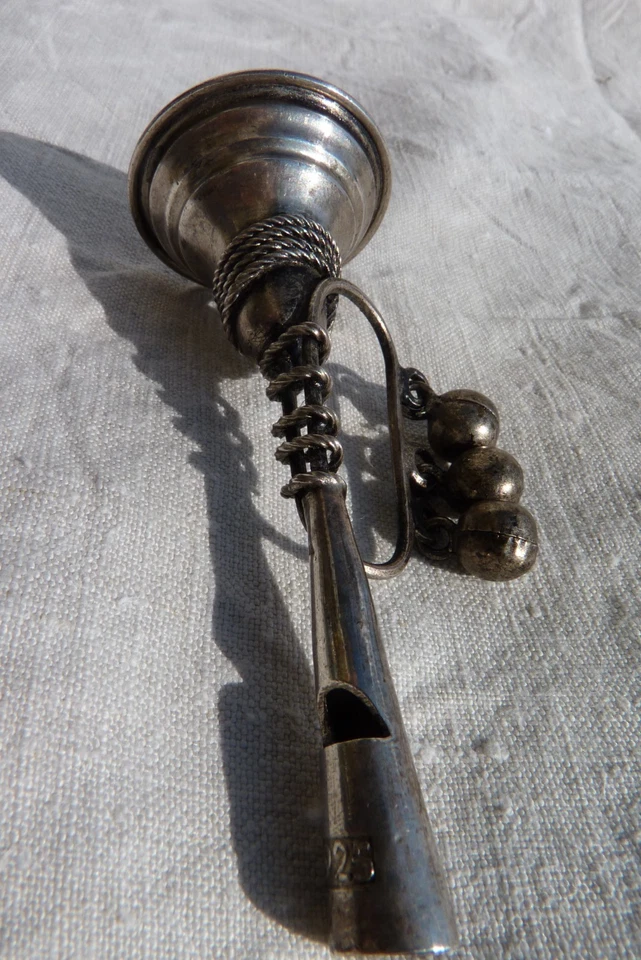 ANCIEN HOCHET SIFFLEUR à GRELOTS CLAIRON /TROMPETTE DE CAVALERIE  métal argenté - Photo 4/4