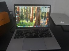 13-inch Apple MacBook Pro 2.4GHz i5 8GB RAM 256GB 2019 touchbar