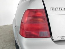 VW Bora 1J Limousine original Rückleuchte Heckleuchte links 4-türig BJ2002