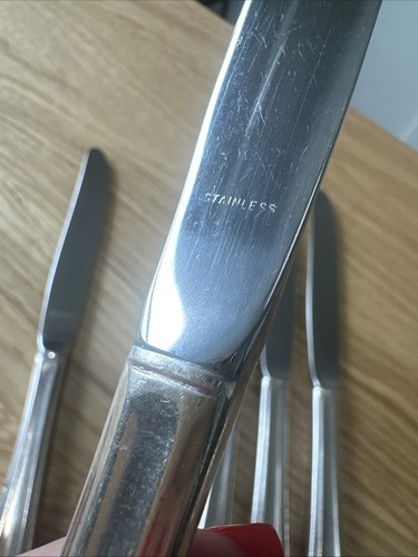 5 Vintage 1847 Rogers Bros ETERNALLY YOURS Dinner Knives Silverplate - Picture 6 of 7