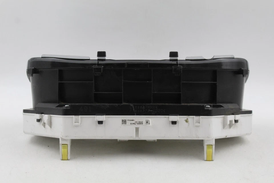 Grupo de velocímetros 19 k millas MPH para Lexus CT200H 2015 OEM #40720 Foto 3 de 4