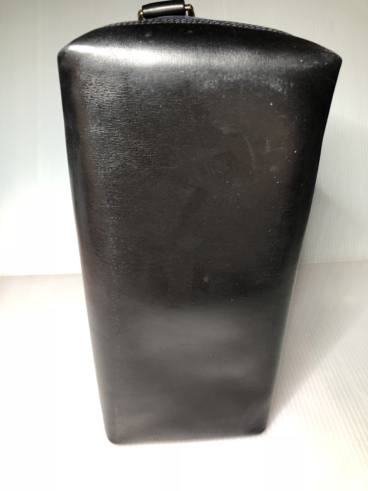 1950’s Vintage Gucci Glossy Black Leather Kelly Bag 10 L x 7”H x 4.5”W