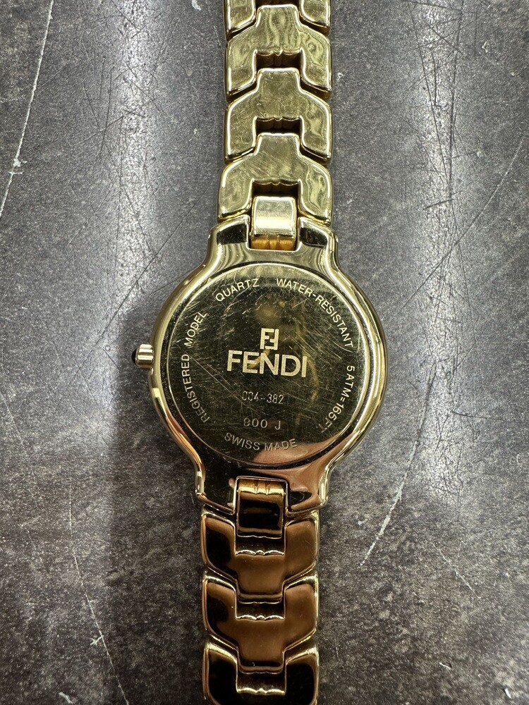 Fendi Series 900 J Gold Tone Quartz Ladies Watch (Watch Only Fendi Series 900 J Gold Tone Quartz Ladies Watch (Watch Only