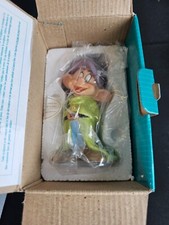 WDCC Walt Disney Classic Collection Snow White Gleeful Grin Dopey Figurine