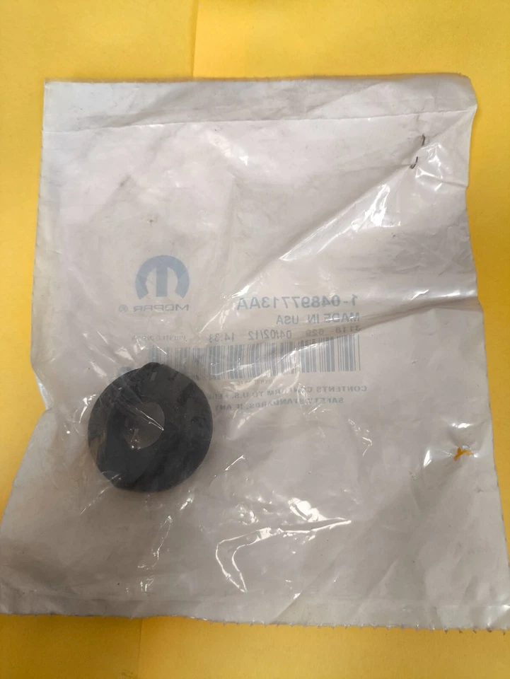 Одна подлинная ручка Mopar 4897713AA - Изображение 2 из 3