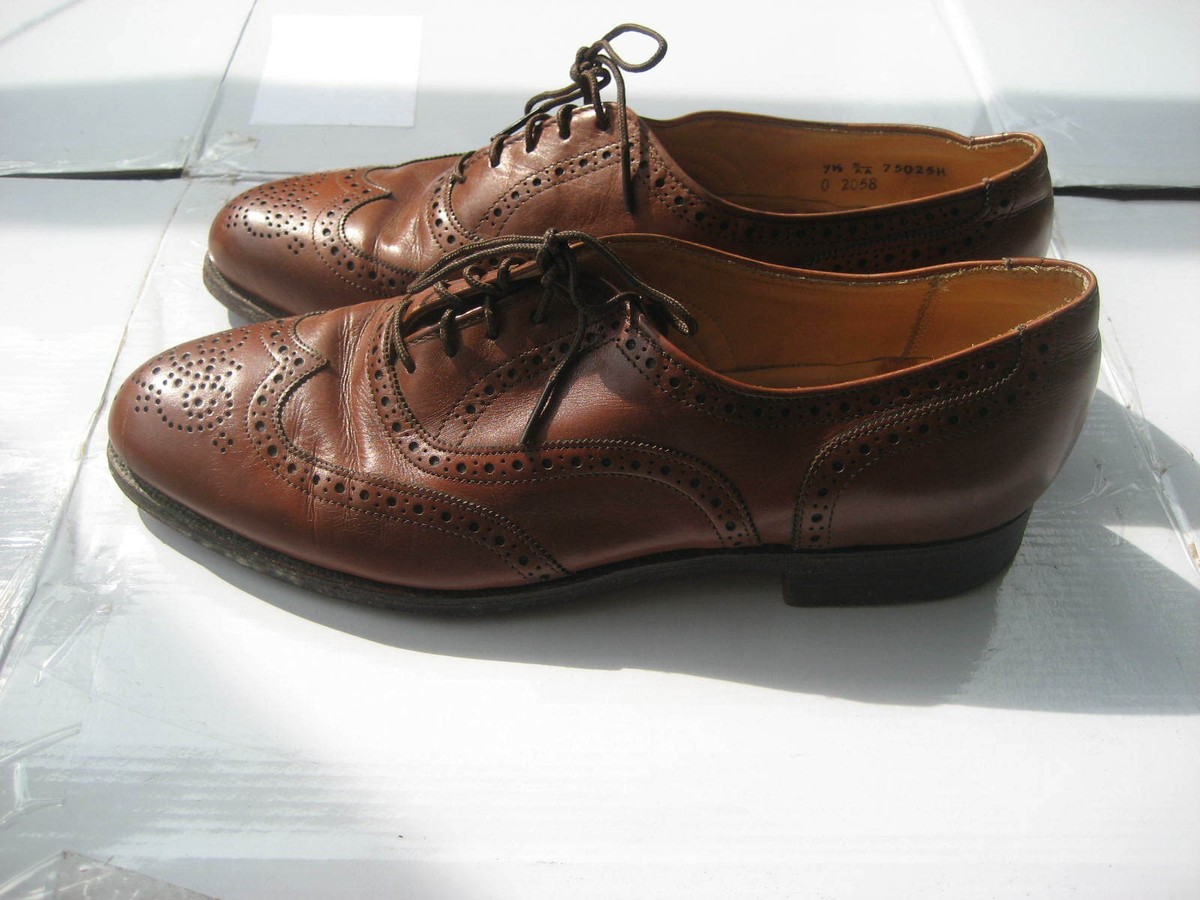 Cole Haan Mens Brown Leather Shoes, Size 9.5 B, Model  display picture 1