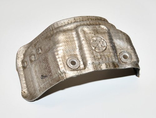 Hitzeschutzblech Warmluftfangblech Warmluftblech  Turbolader 93195408 Corsa D